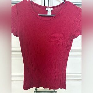 Red Basic Pocket Tee Women’s Small